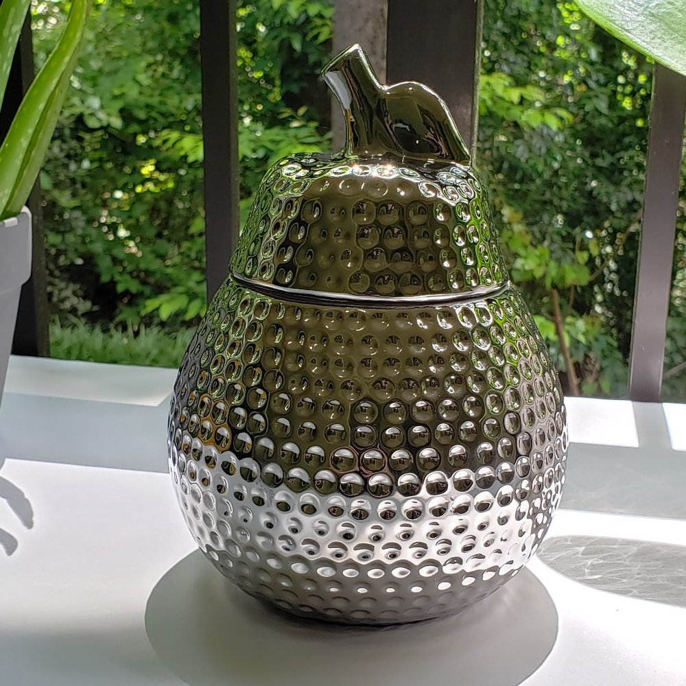TORRE + TAGUS Helio Silver Hammered Pear Canister in Fine Ceramic Brand New - Picture 7 of 16
